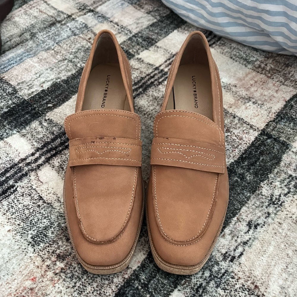 Lucky Brand Tan Loafers Slip-On Classic